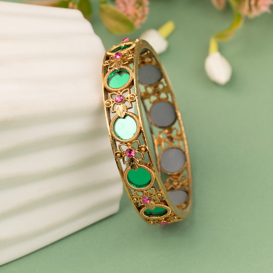 Antique Bangles 619