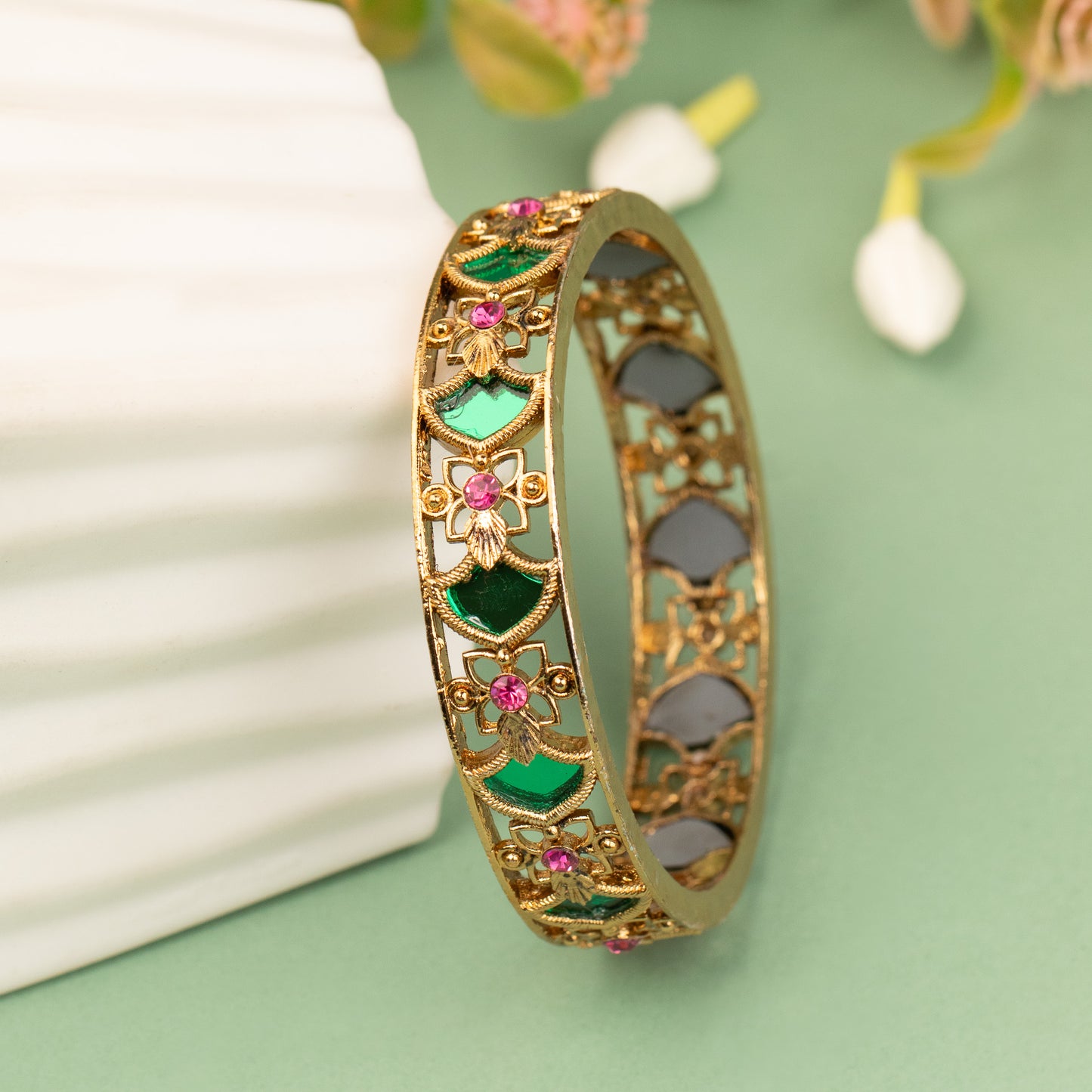Antique Bangles 618