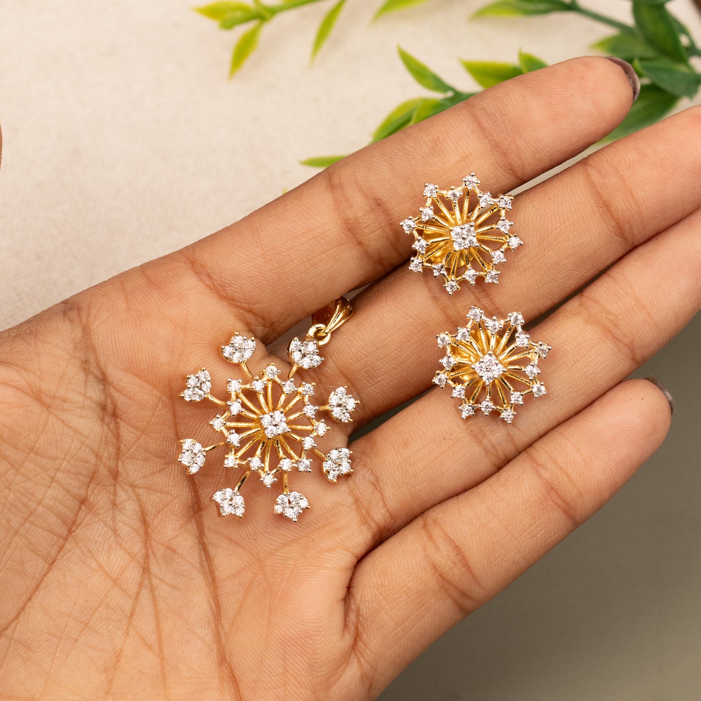 AD Pendant With Stud Earrings E1380