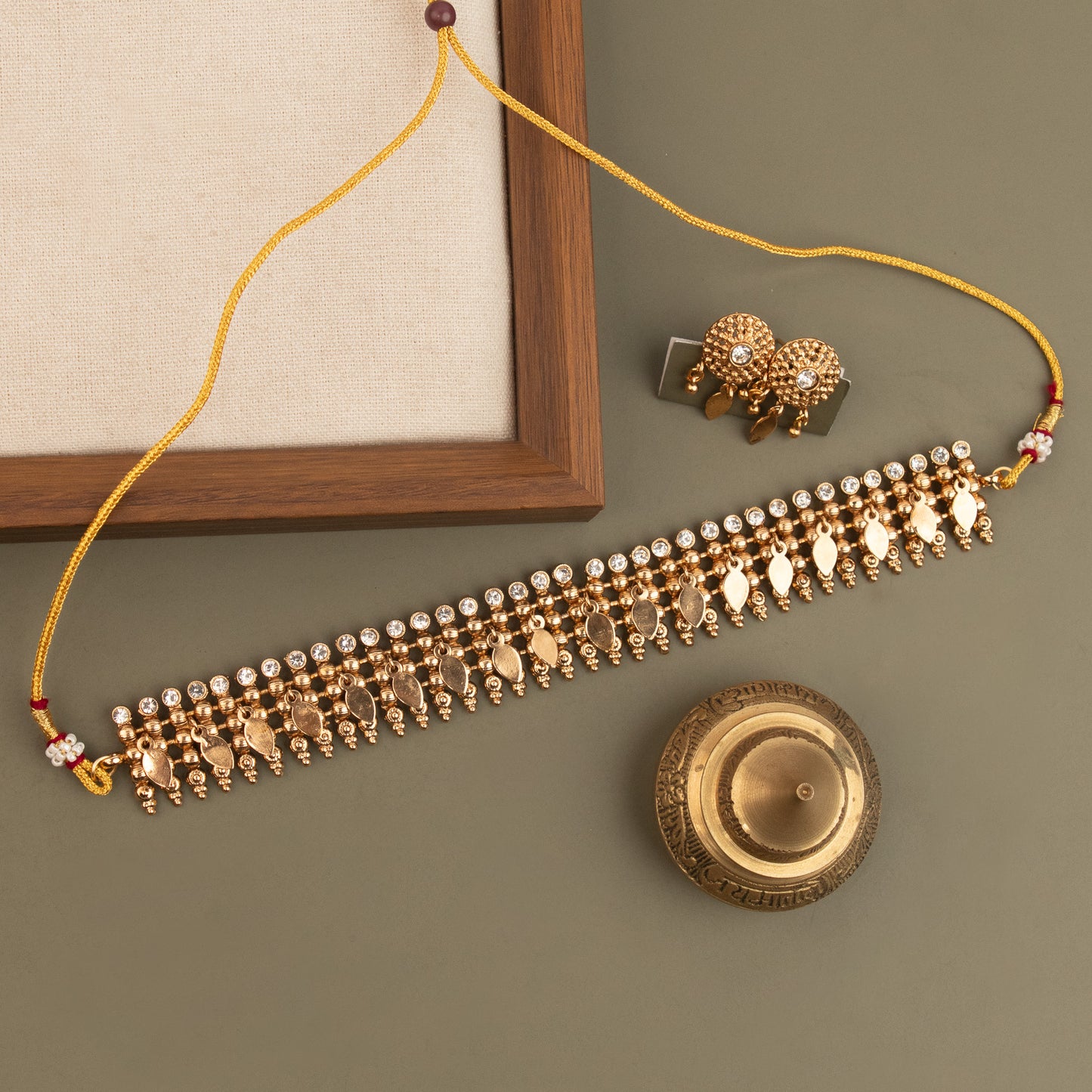 Necklace N1308 [Choker]
