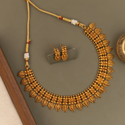Necklace 883