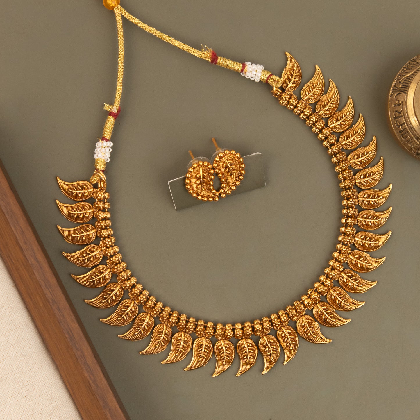 Necklace 872