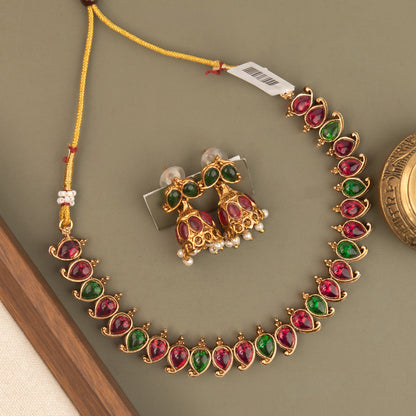 Necklace 810