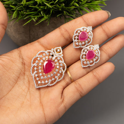 AD Pendant With Stud Earrings P25
