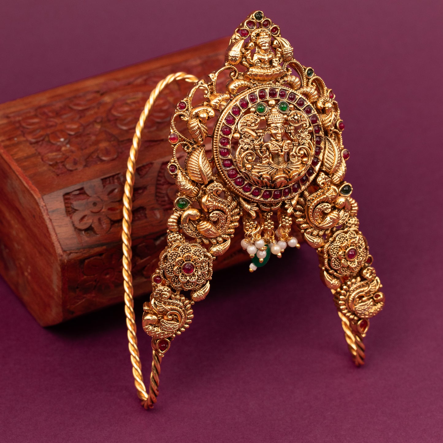 Premium Bridal Armlet BA09