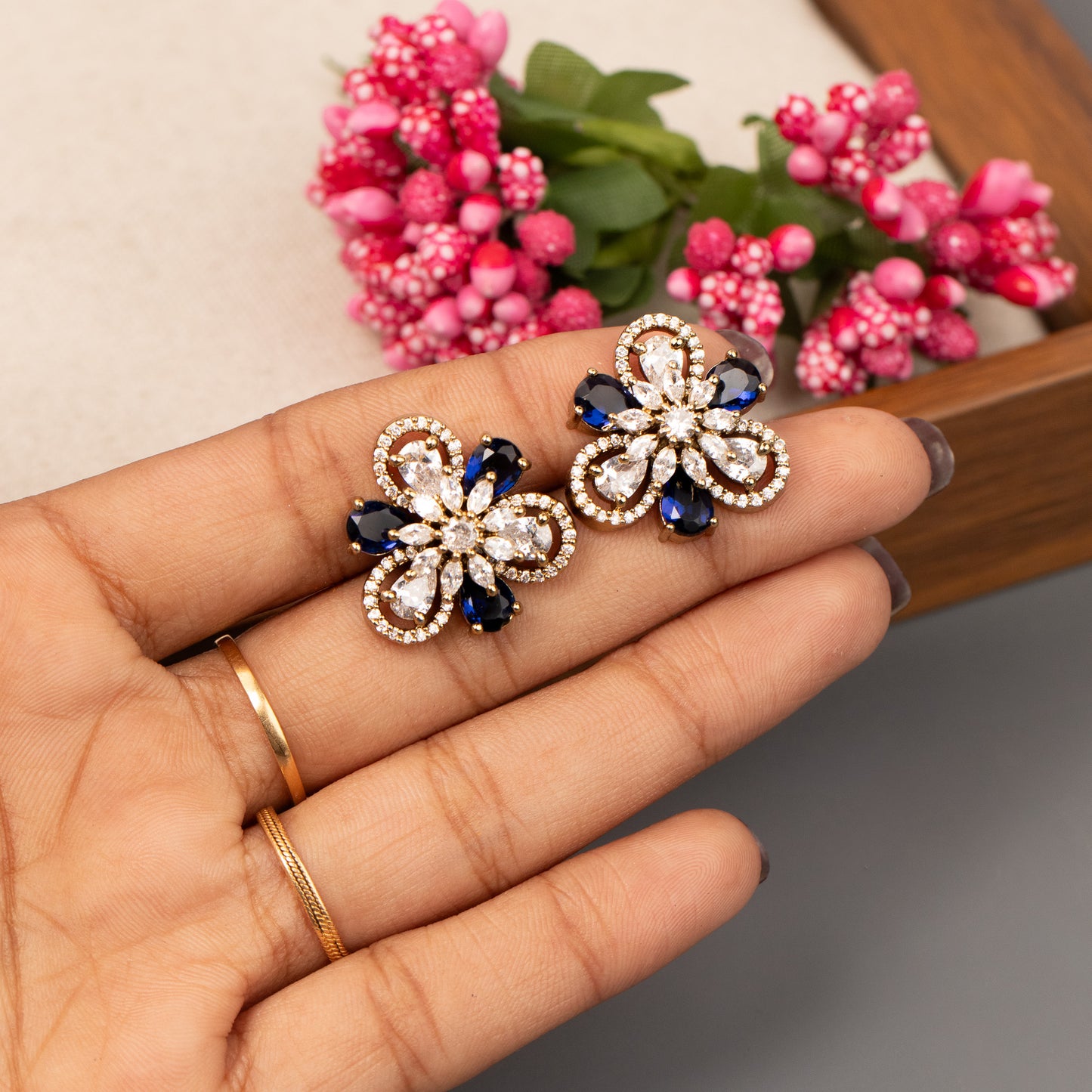 AD Stud Earrings E1402
