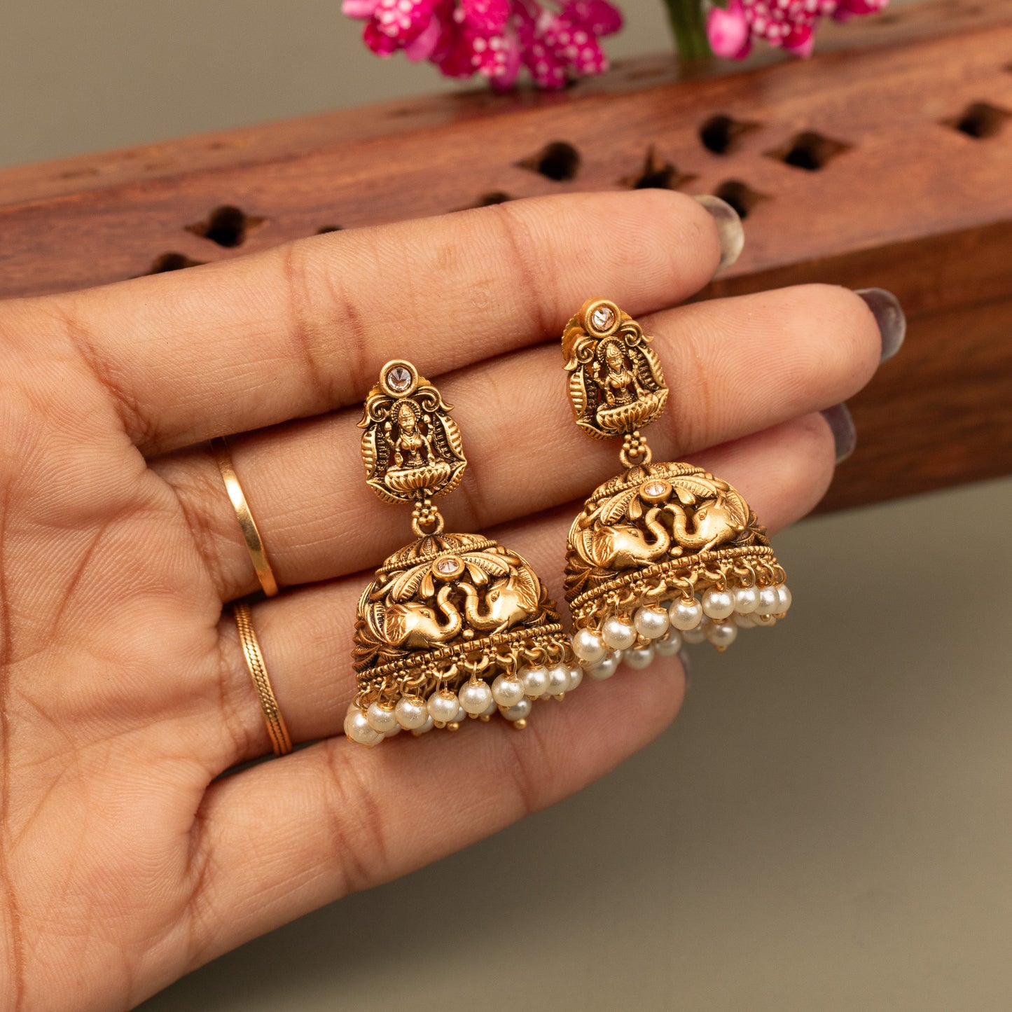 Antique Earrings E1433