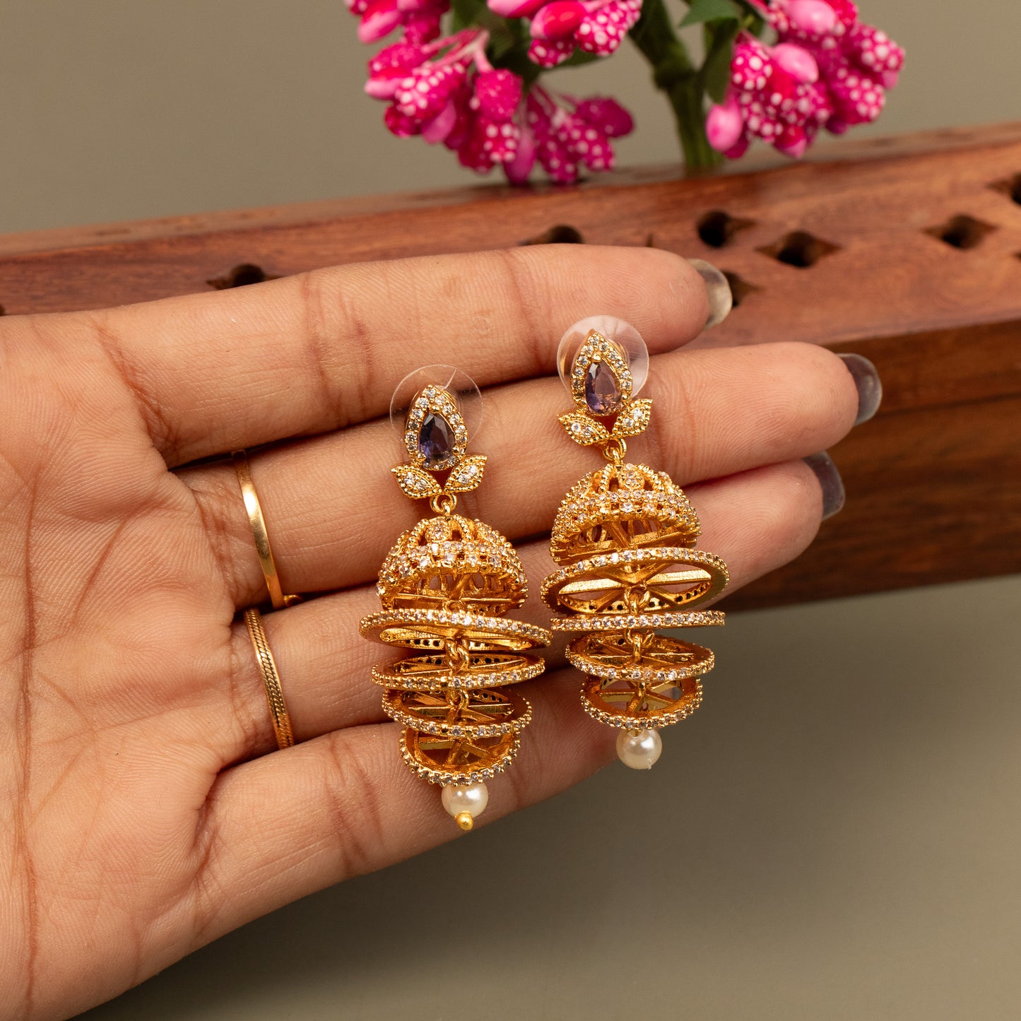 Antique Earrings E1430