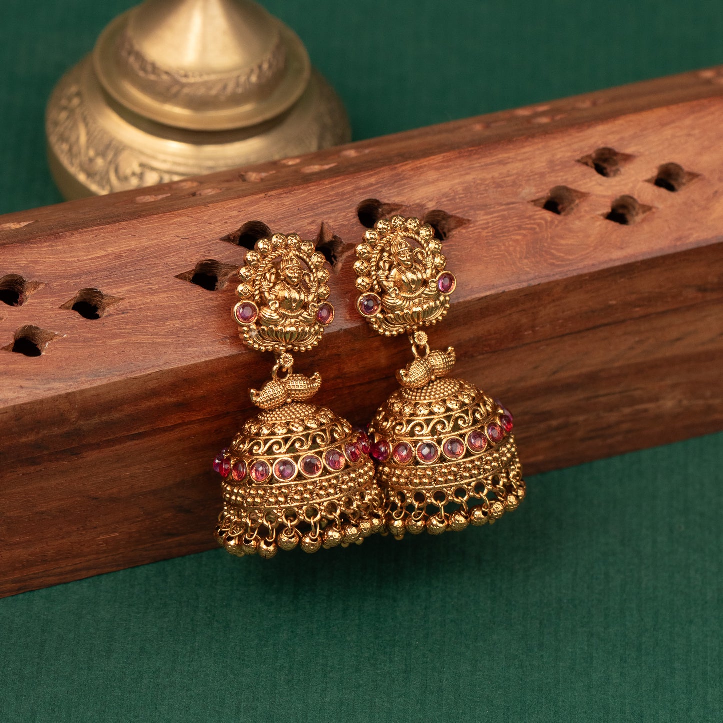 Antique Earrings E1428