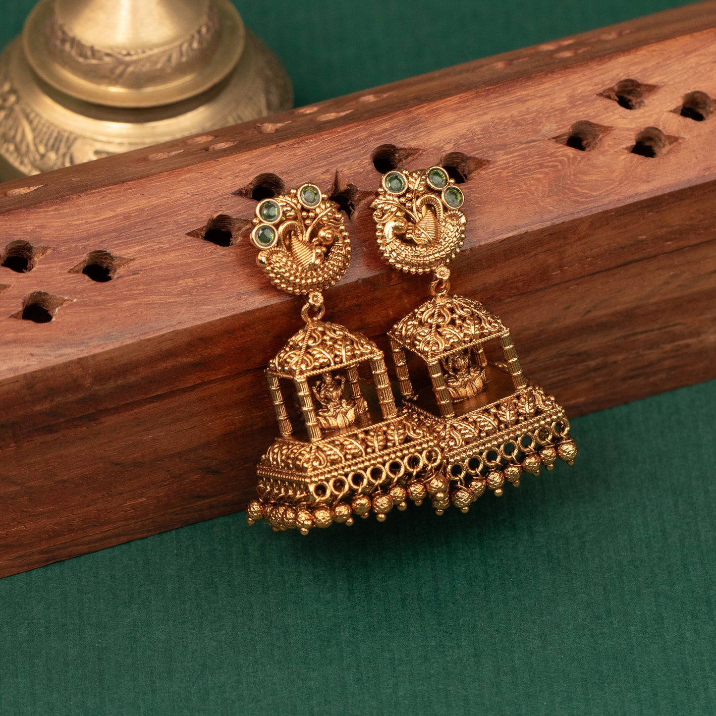 Antique Earrings E1425
