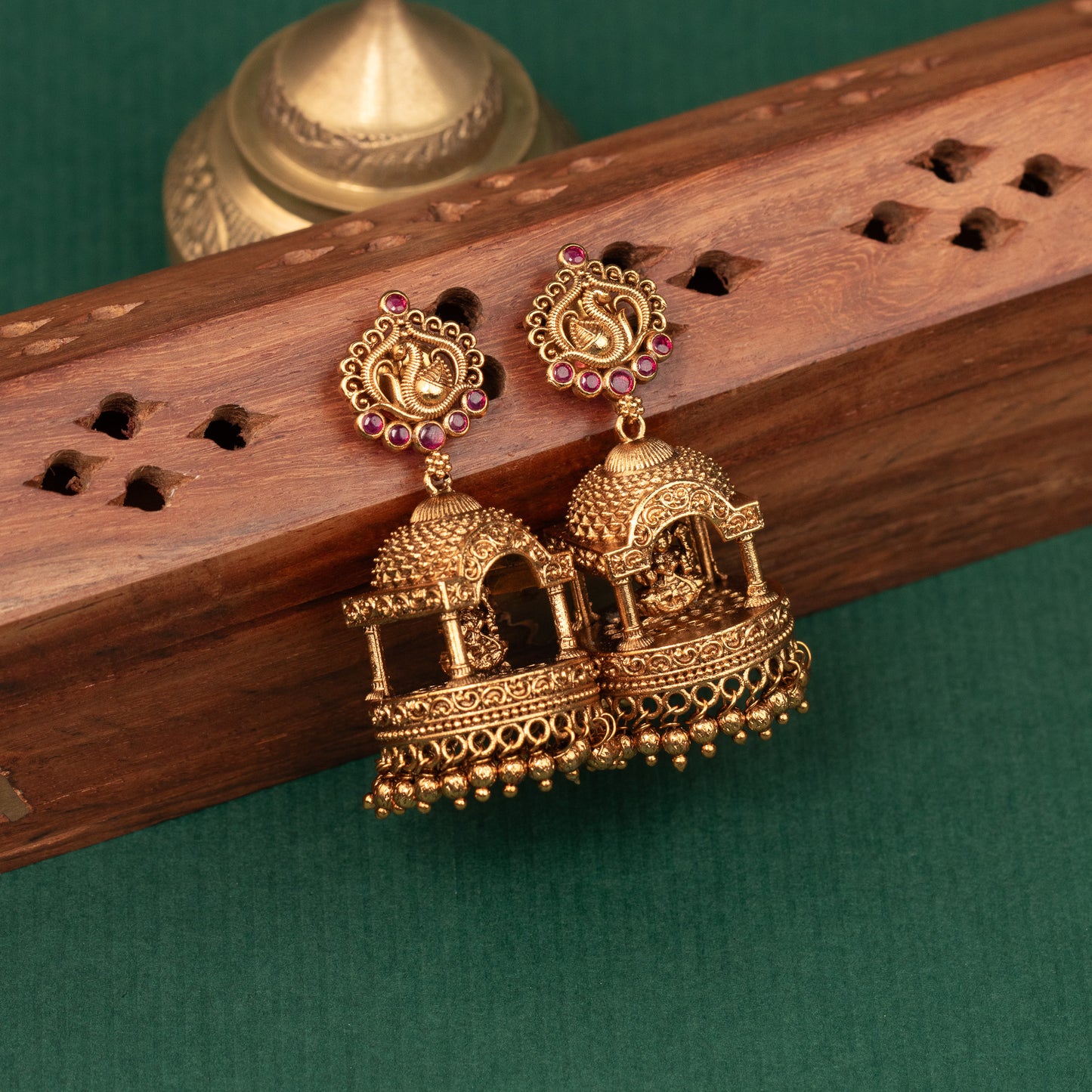 Antique Earrings E1424
