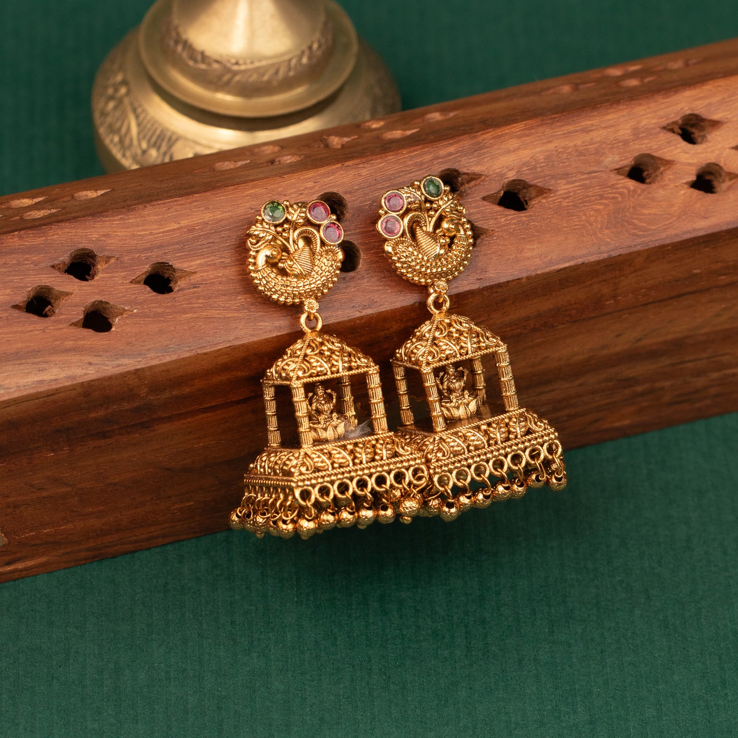 Antique Earrings E1425