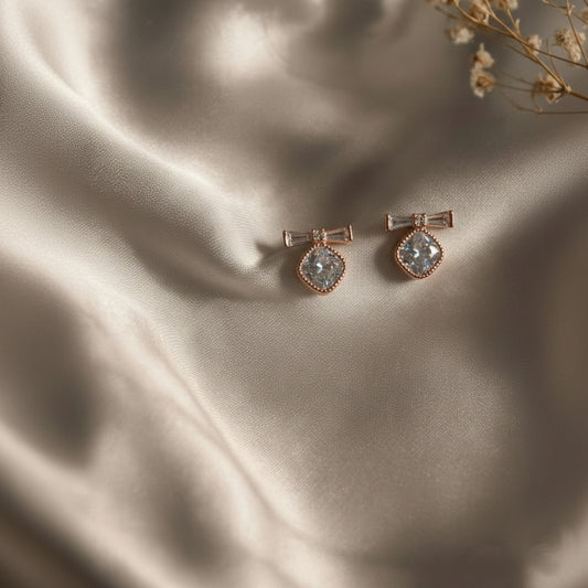 Stud Earrings E387