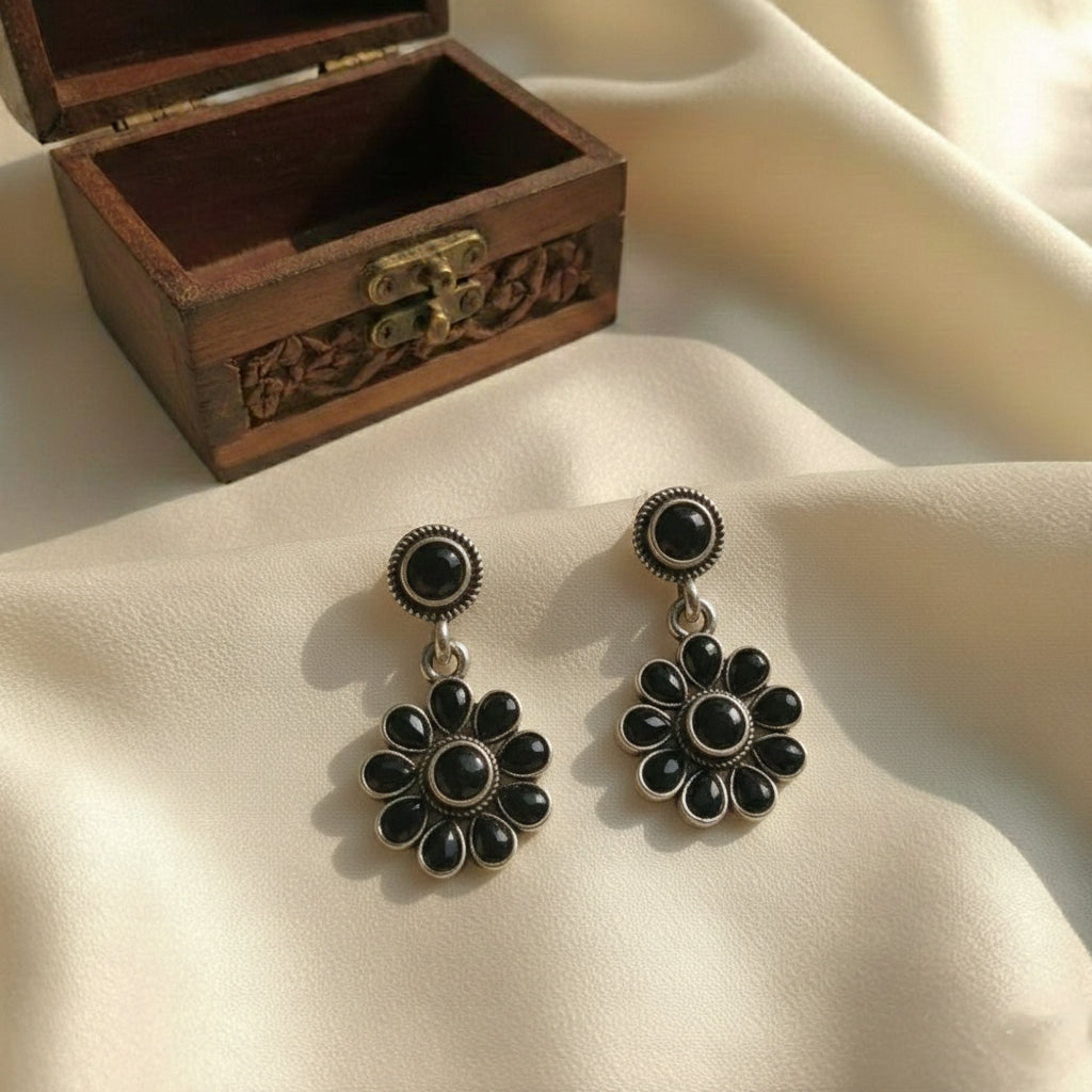 Oxidised Earrings E784