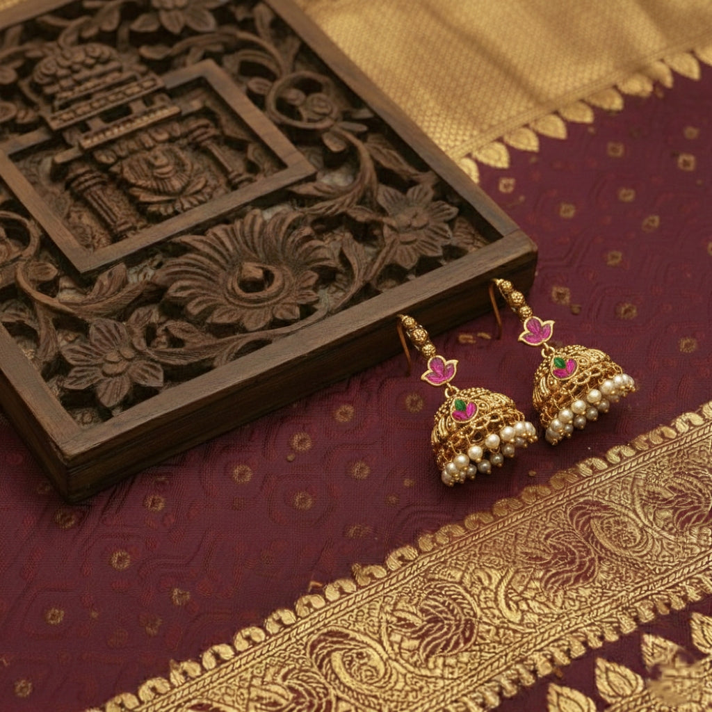 Antique Earrings E826