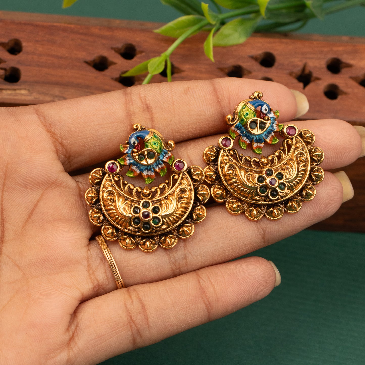 Antique Earrings E1477