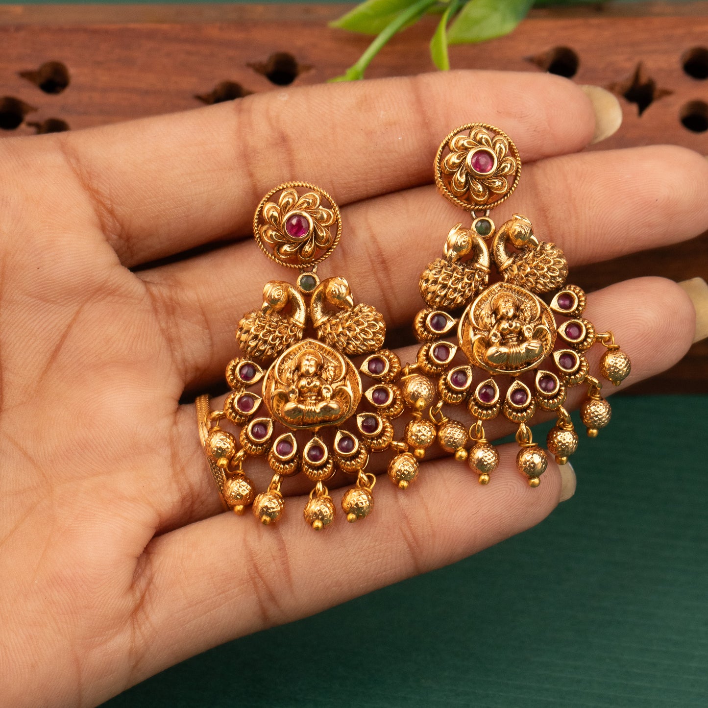 Antique Earrings E1464