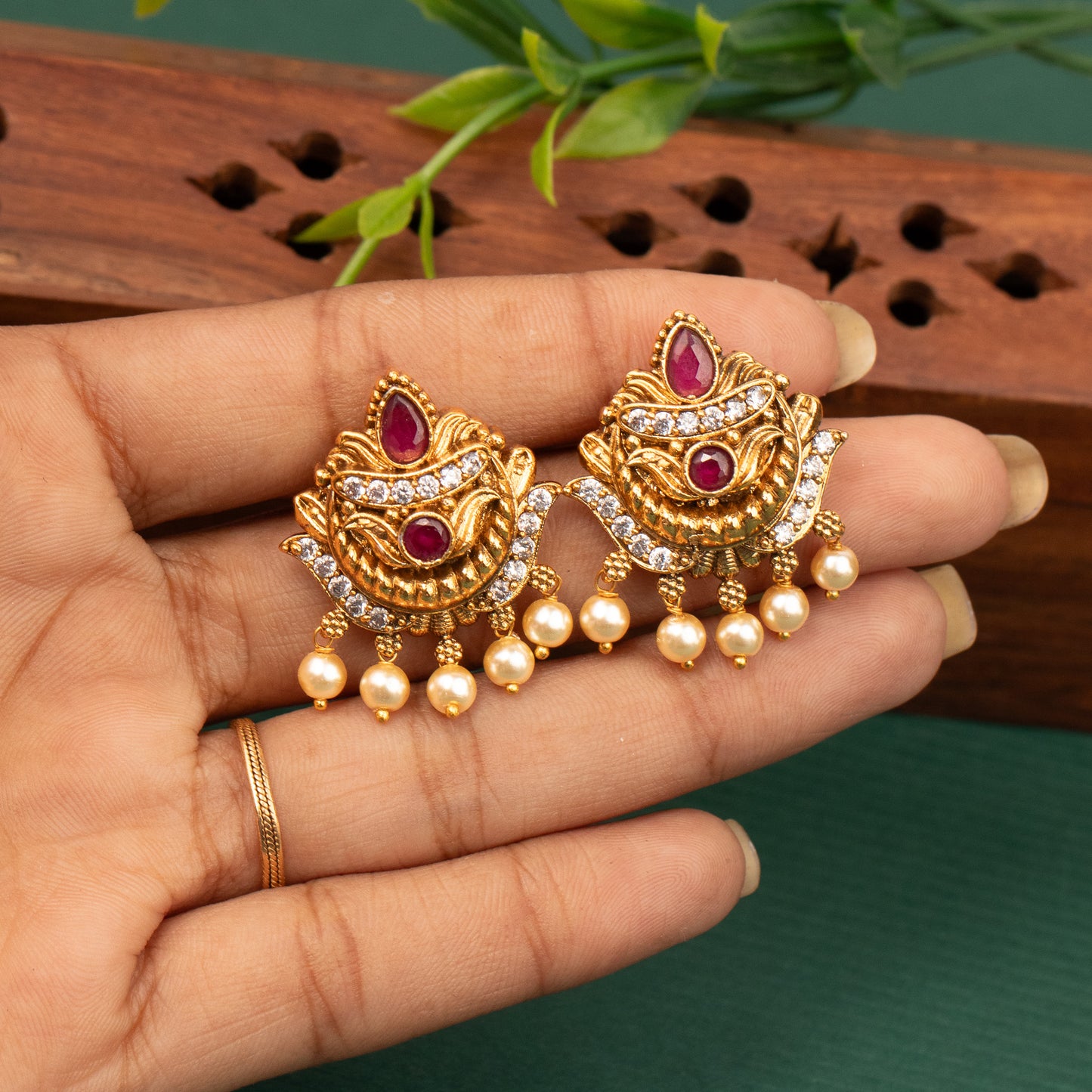 Antique Earrings E1450