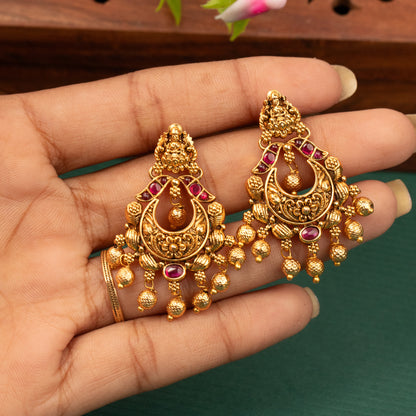 Antique Earrings E1461