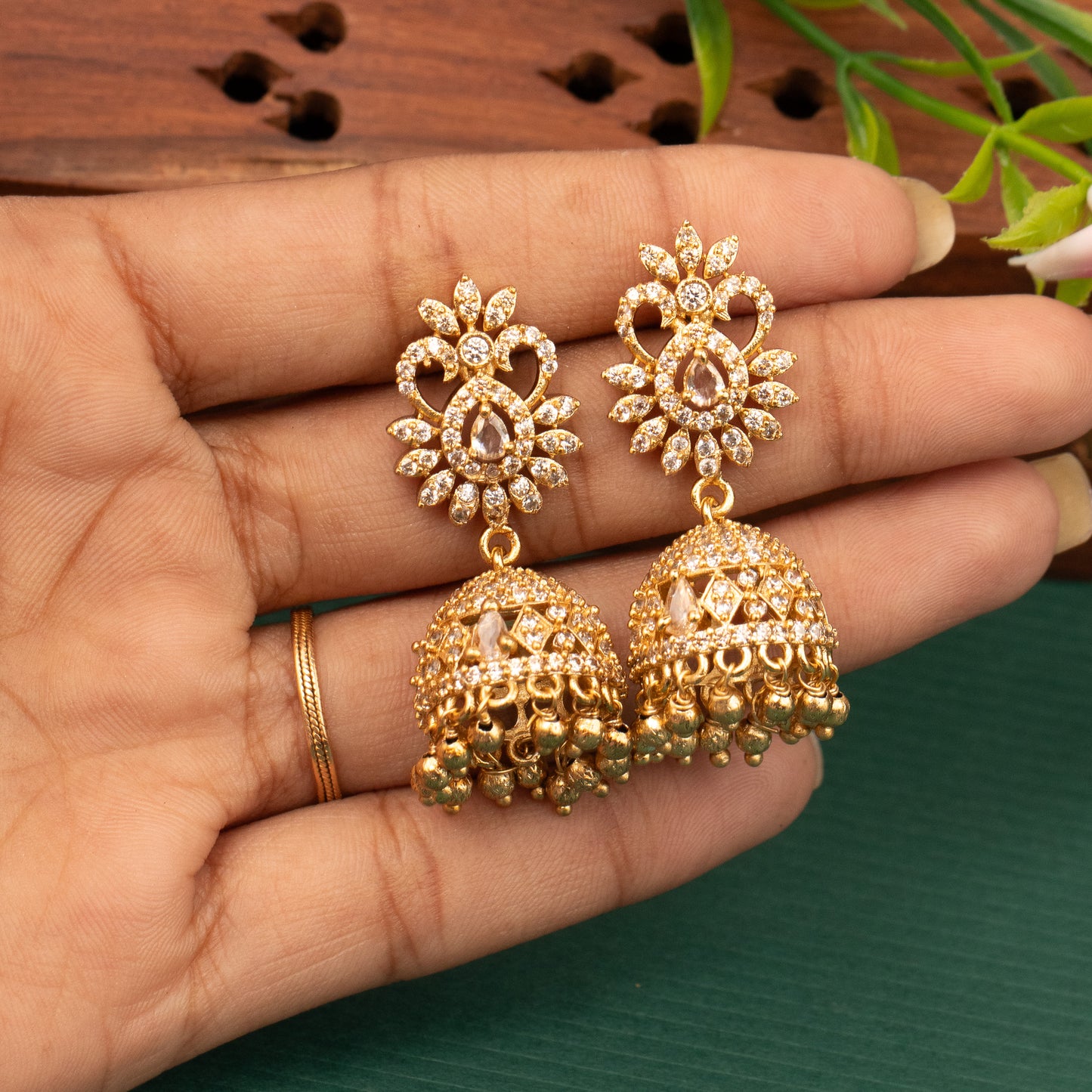 Antique Earrings E1471