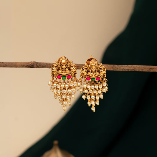 Antique Earrings E1536