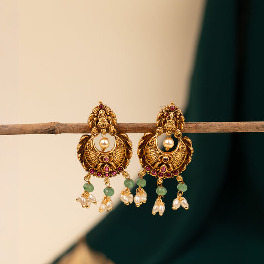 Antique Earrings E1557