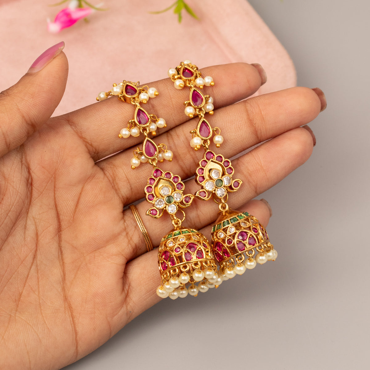 Antique Earrings E1563