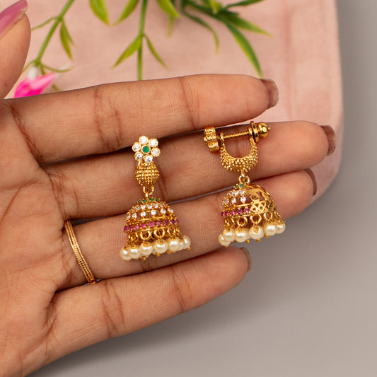 Antique Earrings E1578