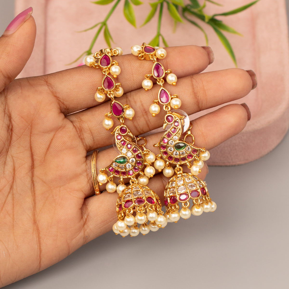 Antique Earrings E1564