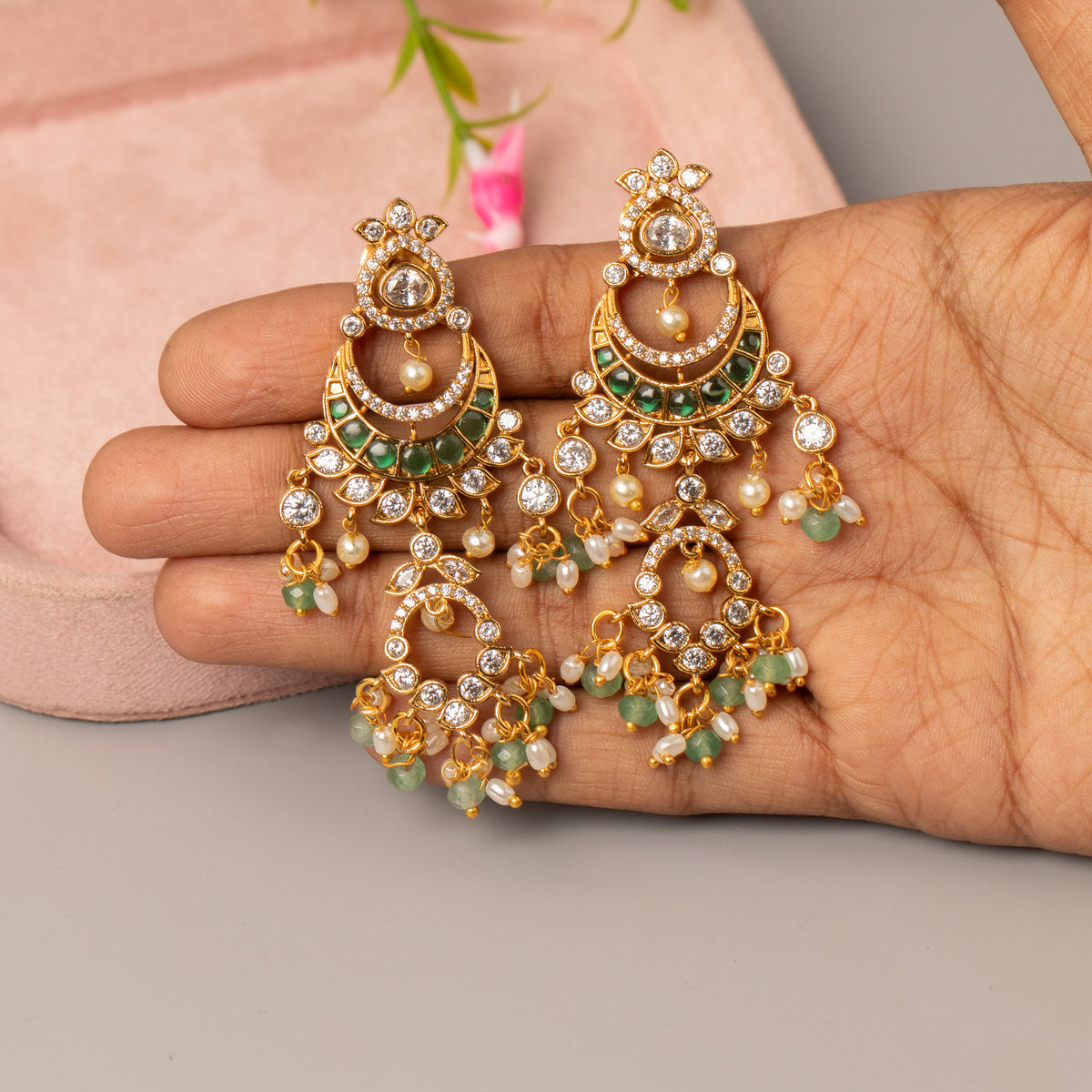 Antique Earrings E1608