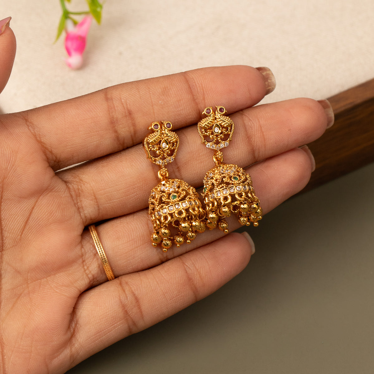 Antique Earrings E1630