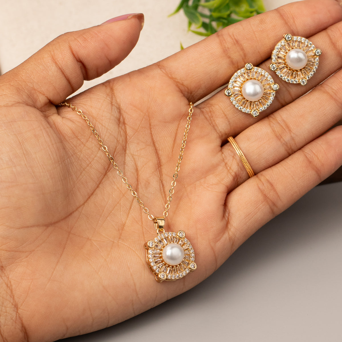 Simple Chain SC423 [Premium Imported]