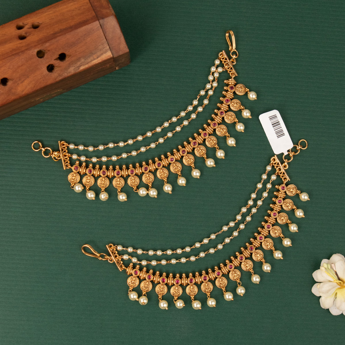 Premium Ear Chain EC134
