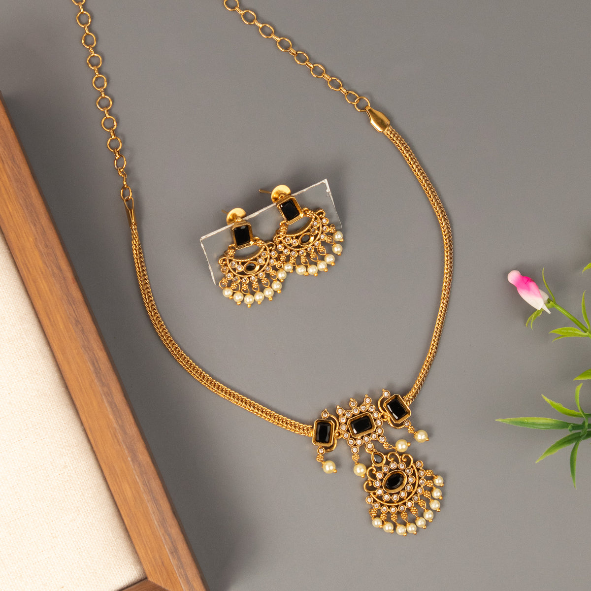 Necklace N1551