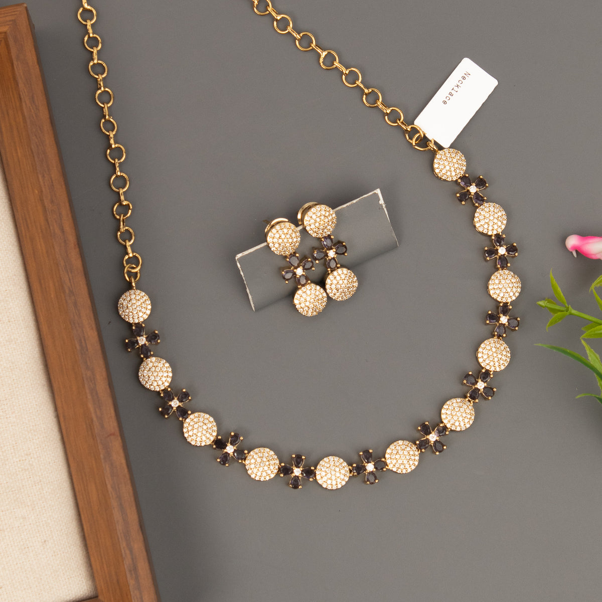 Necklace N1561