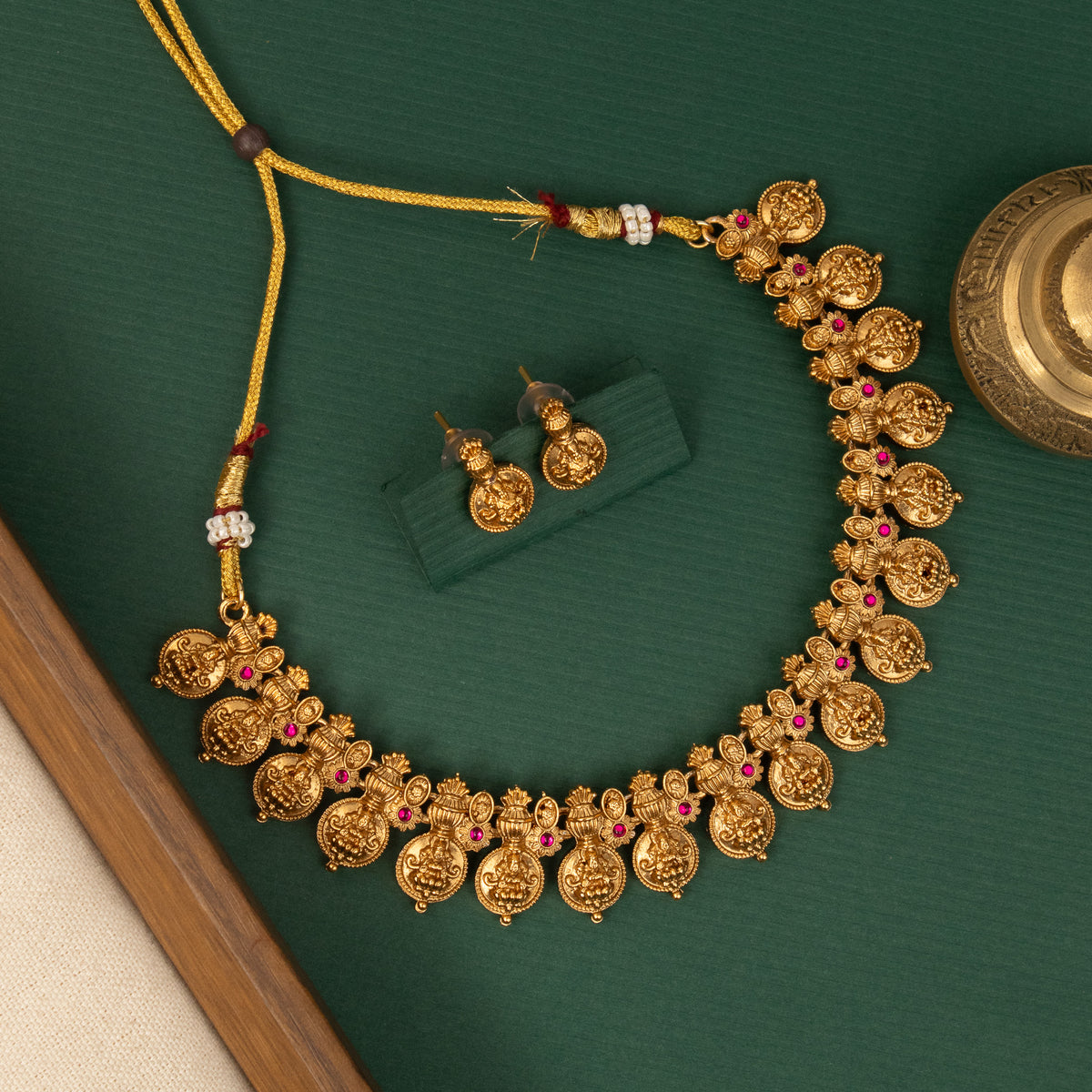 Necklace N1562