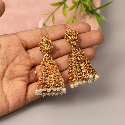 Antique Earrings E1667