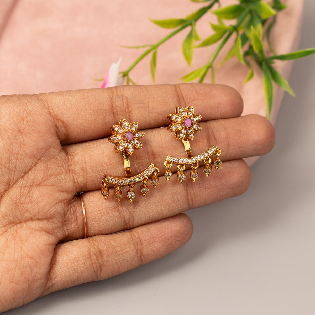Antique Earrings E1678