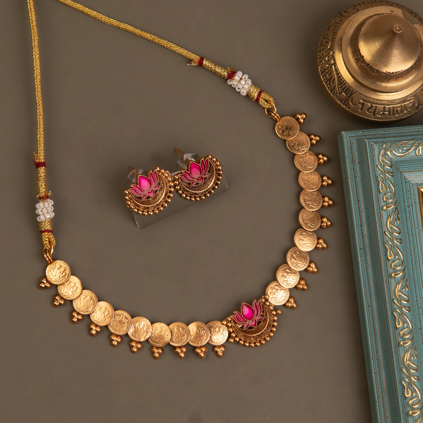 Necklace 608