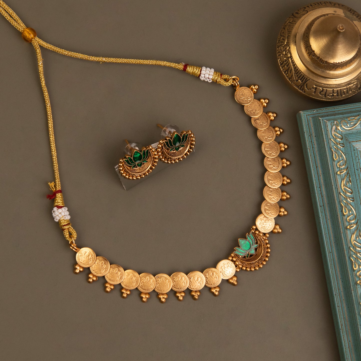 Necklace 608
