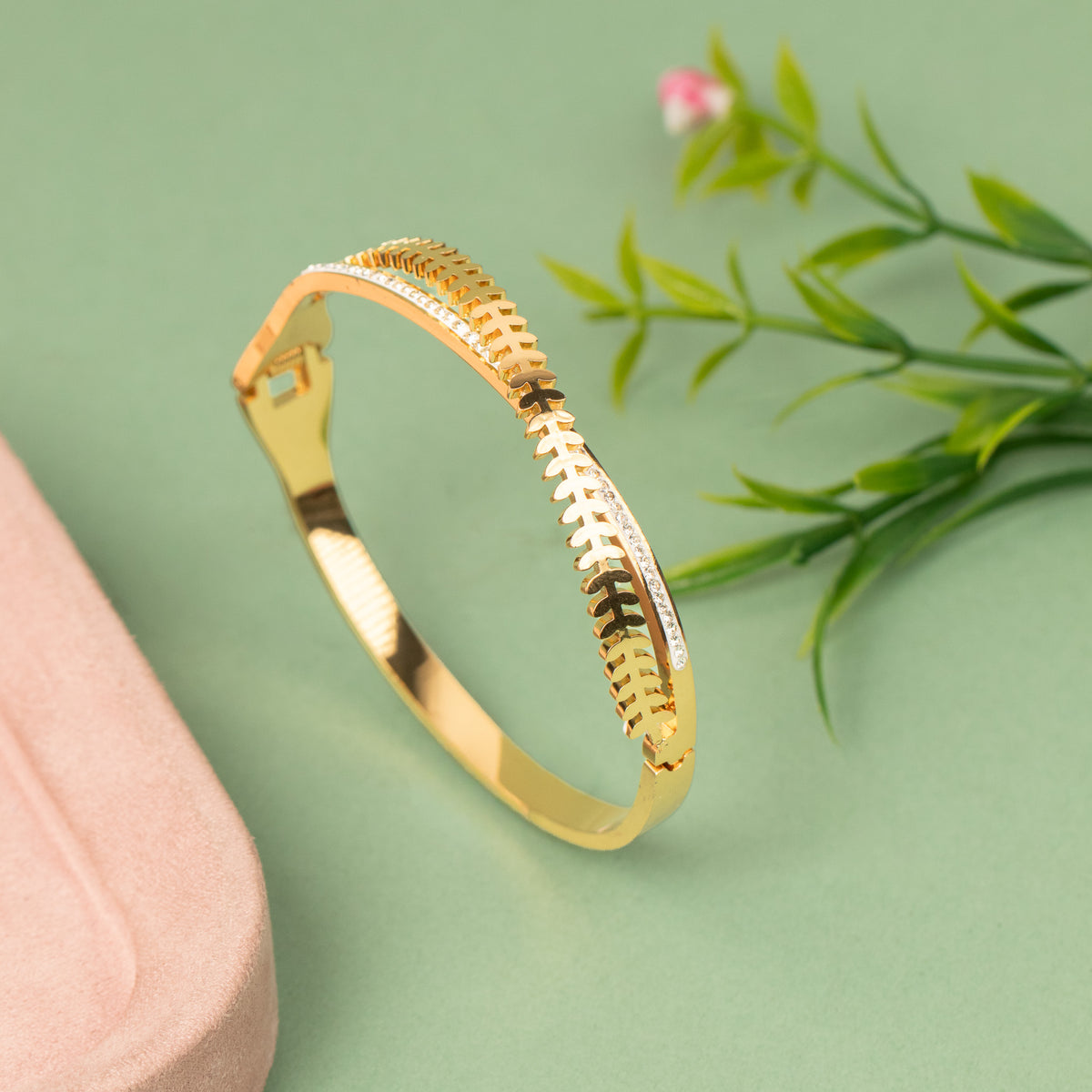 Cuff Bangles B683