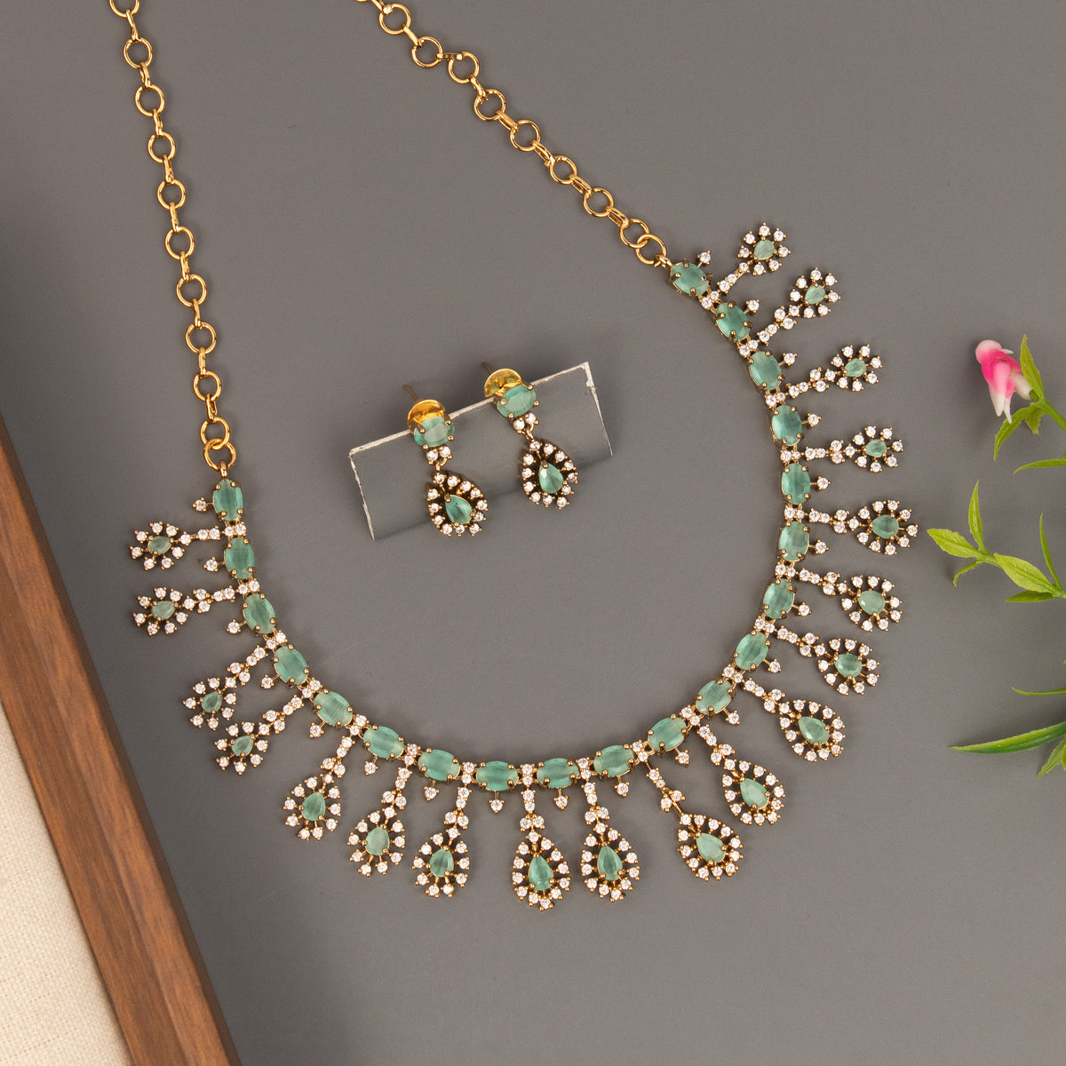 Necklace N1607