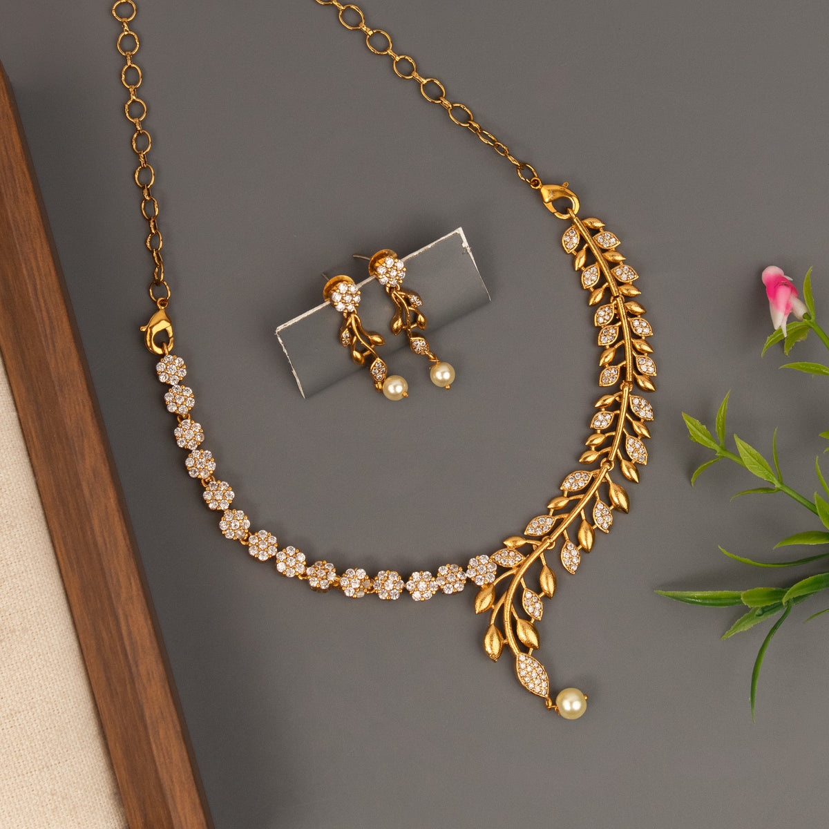 Necklace N1592