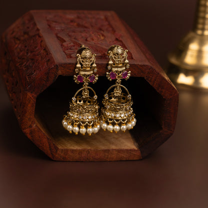 Antique Earrings E462