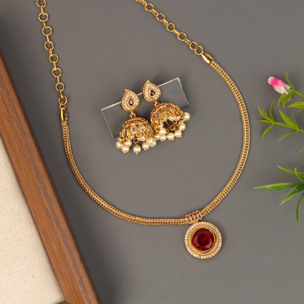 Necklace N879