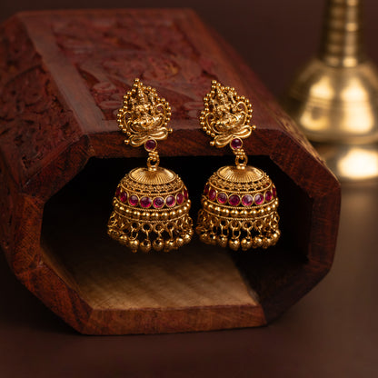 Antique Earrings E466