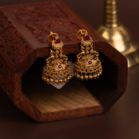 Antique Earrings E468