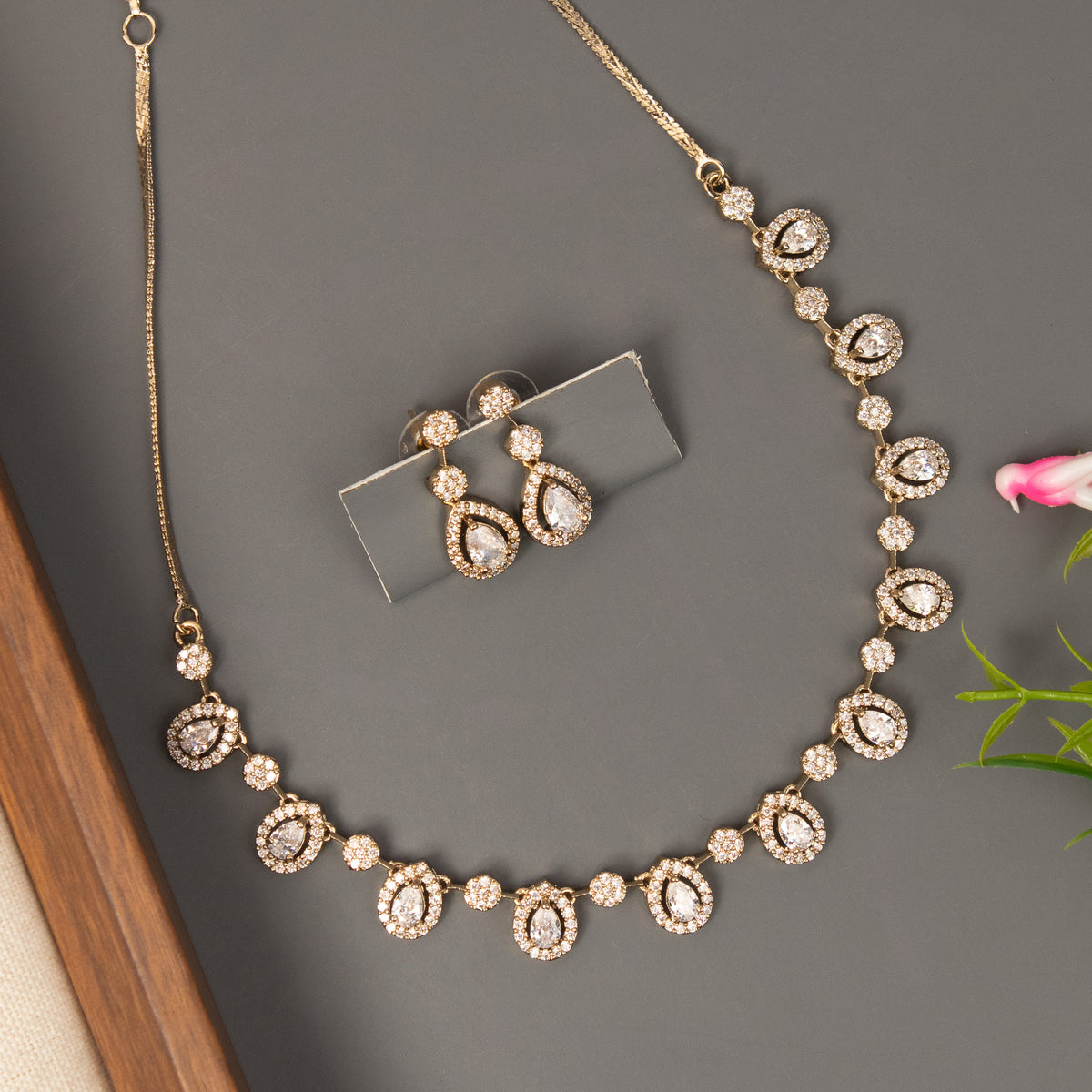 Necklace N1624