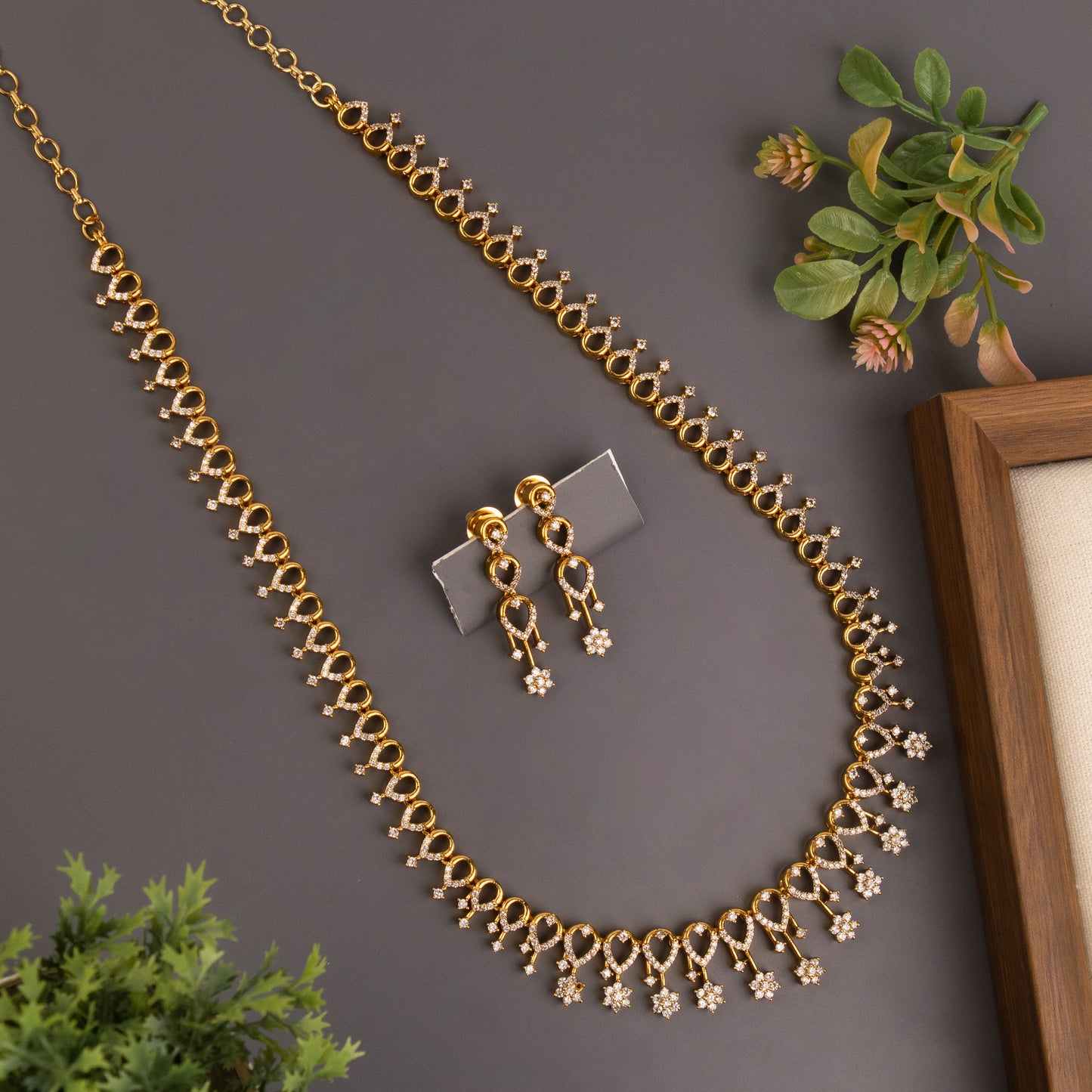 Necklace 084