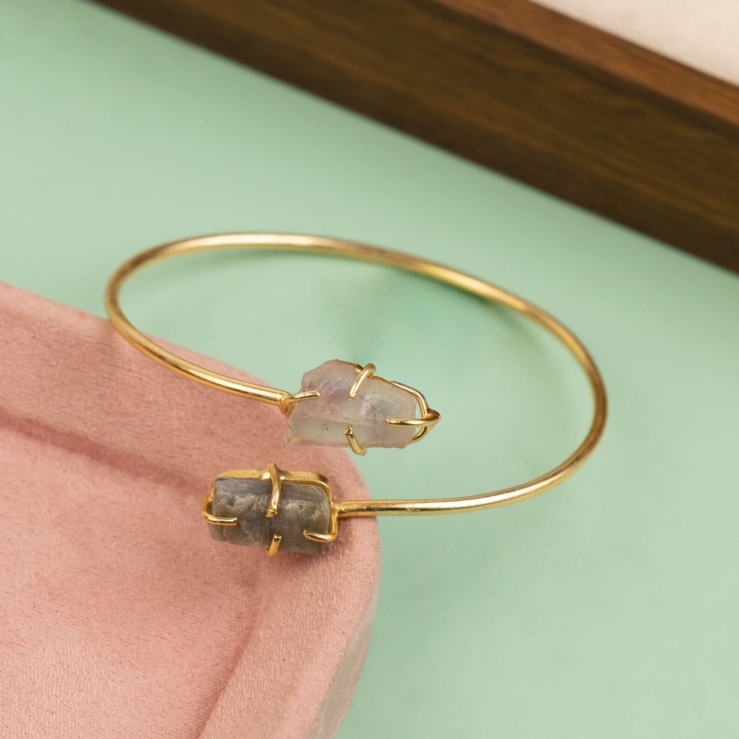 Cuff Bangle B541[Gem Stone]